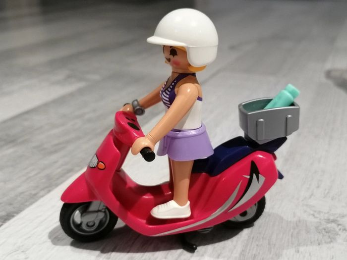 Playmobil scooter et personnage 👧🏻
