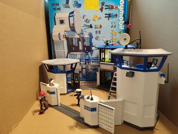 Playmobil 6919 Commissariat de police avec prison - occasion