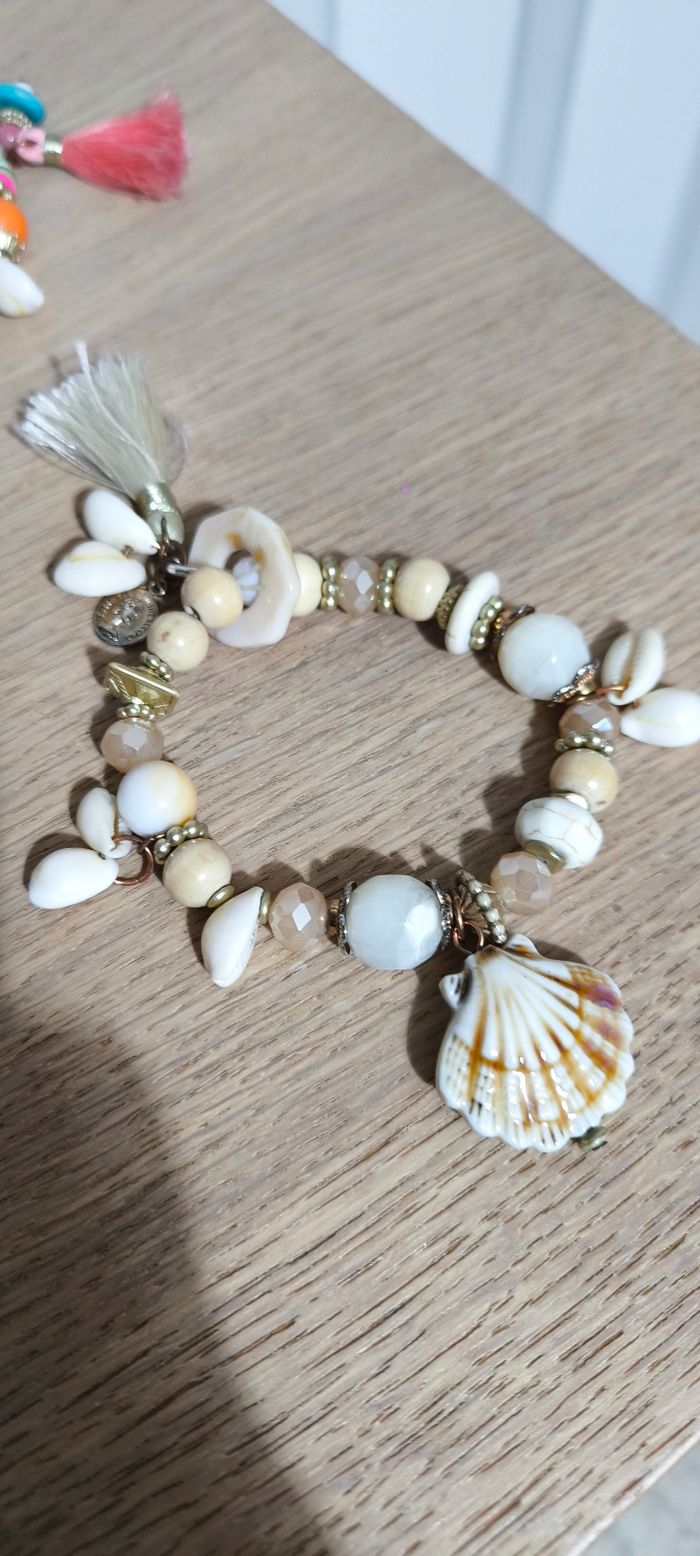 Lot de 3 bracelets à breloques - photo numéro 3