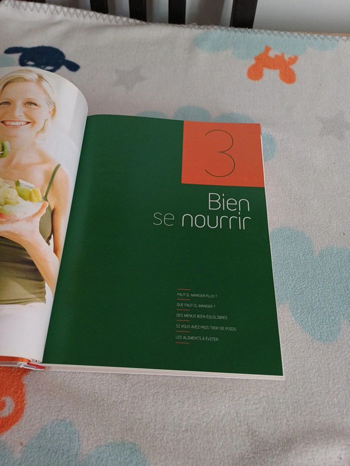 Livre j'attends un enfant Laurence Pernoud - photo numéro 2