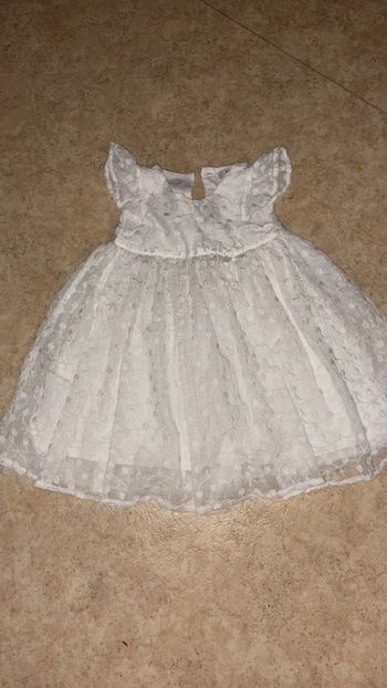 Robe blanche fille