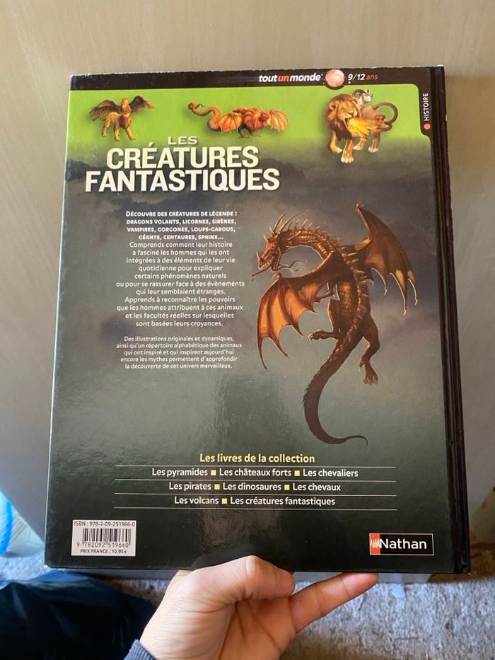 Livre « les créatures fantastique » - photo numéro 3
