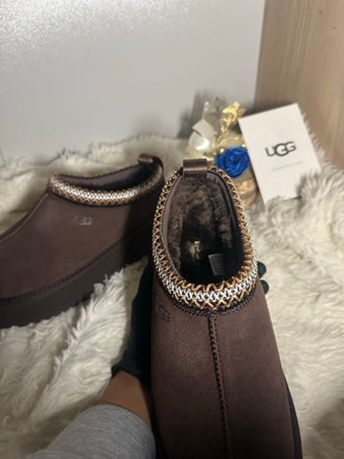 UGG tazz II Sabot - Couleurs marron chocolat - photo numéro 3