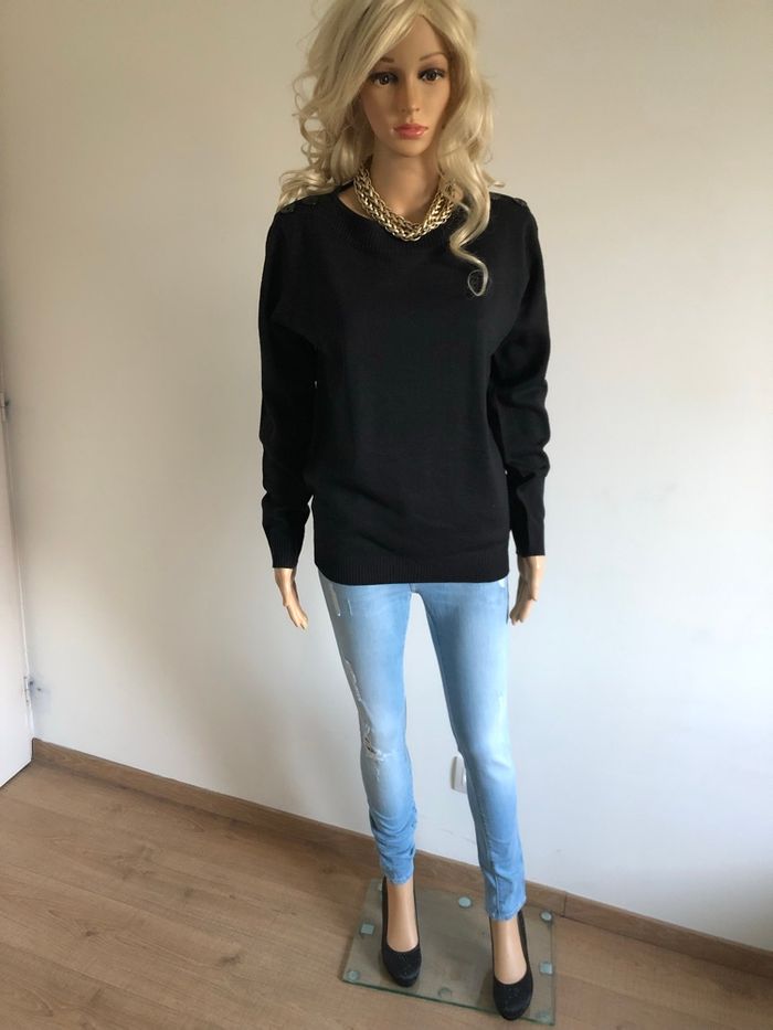 Pull noir neuf à manches longues Women Only taille 2 - photo numéro 3