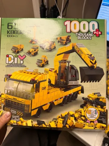 Jouet lego 1000 pièces voiture