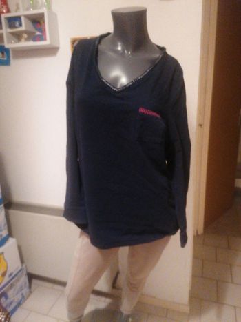 Haut de pyjama taille 5