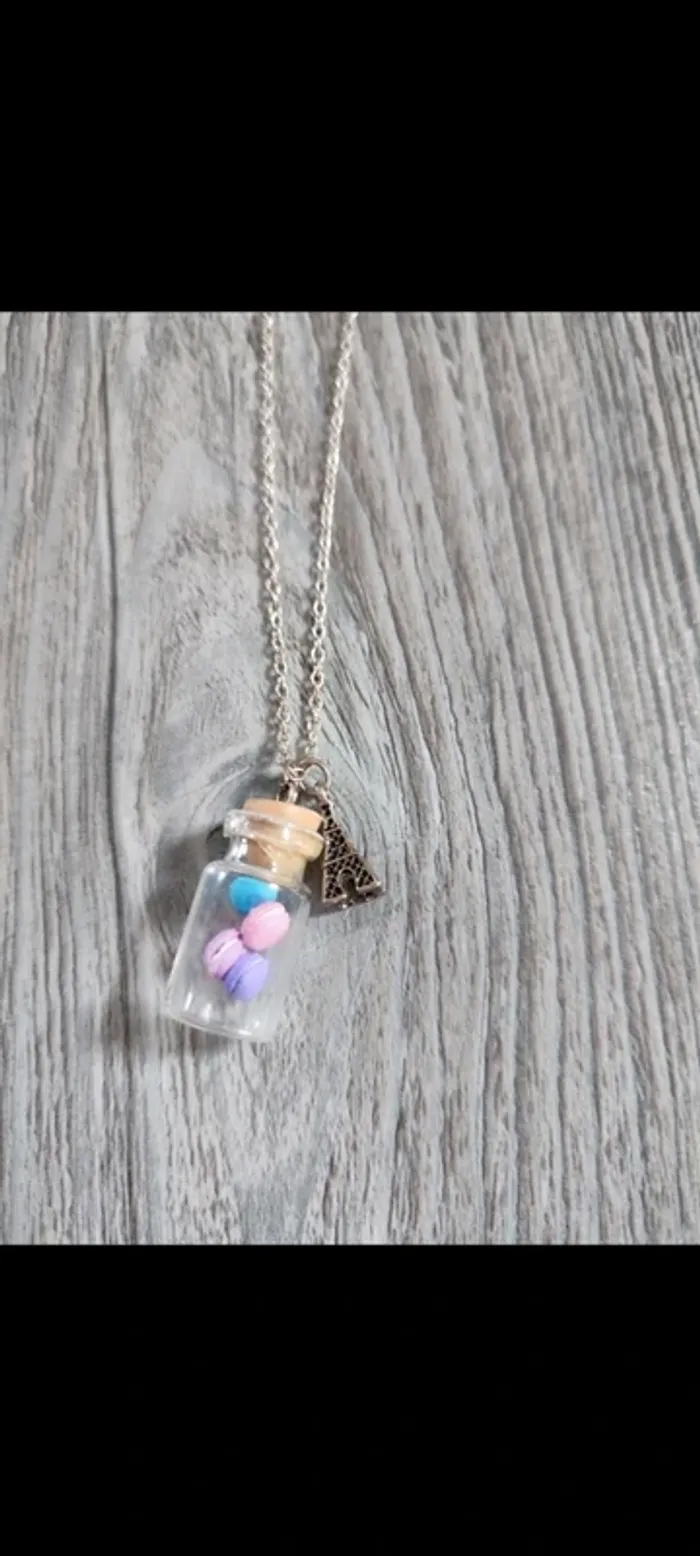 Collier macarons de Paris claire's