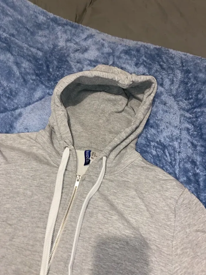 Gilet à capuche - photo numéro 2
