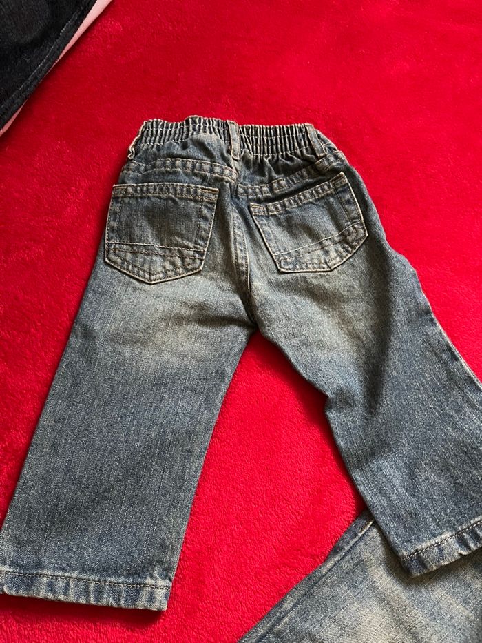 Lot 2 jeans garçon Taille 12 mois Neuf - photo numéro 4