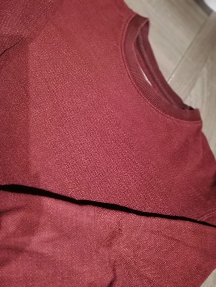 Pull bordeaux - photo numéro 3