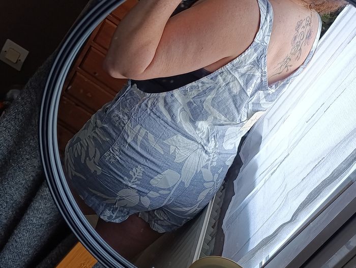 Combishort Salopette short d'été fleurie Kiwi+punch - photo numéro 3