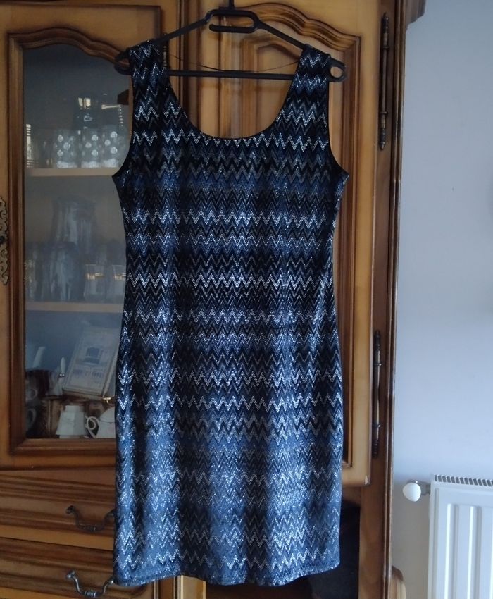 Robe de fête - photo numéro 2