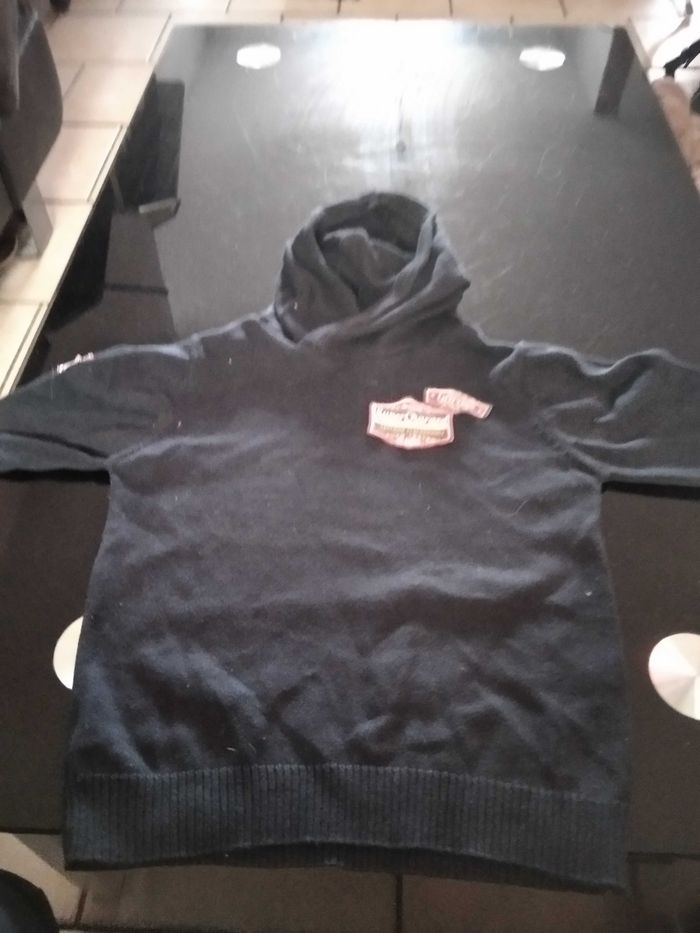 Pull à capuche