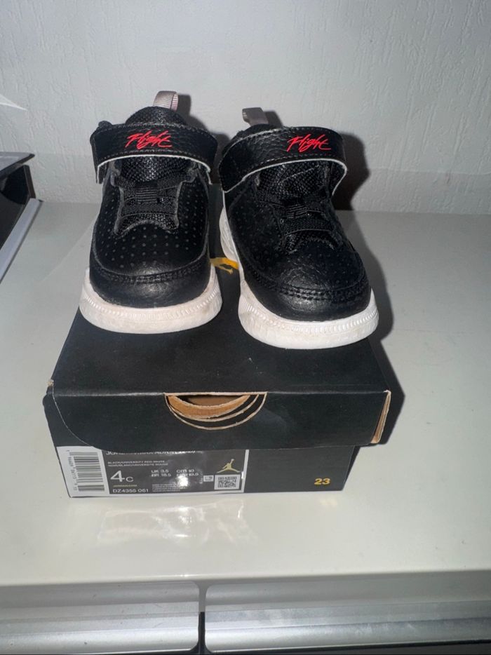 Jordan Max Aura 5 bébé - photo numéro 2