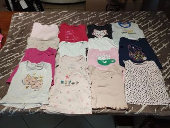 Gros lot 15 t-shirts manches longues 6 mois