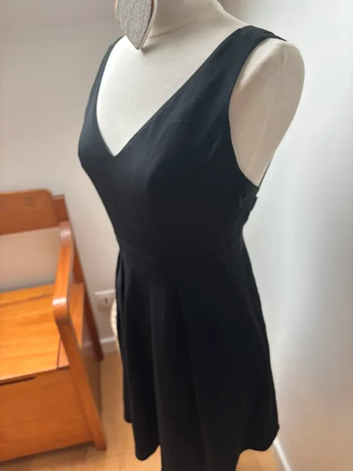 🖤 Robe noire dos croisé avec noeud - modèle Rencontre - Claudie Pierlot 🖤 T38 - photo numéro 6
