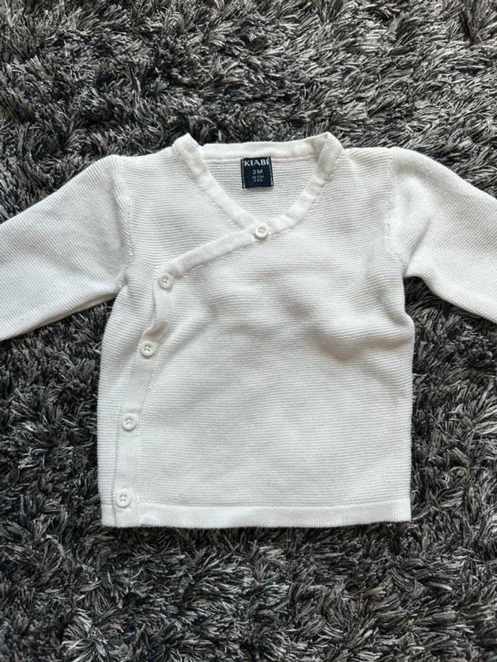 Gilet croisé Kiabi en maille blanc - Taille 3 mois - photo numéro 2