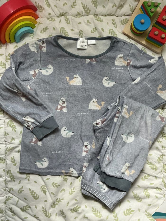 pyjama 2 pièces en velours bleu motifs ours 4/5 ans zara - photo numéro 3