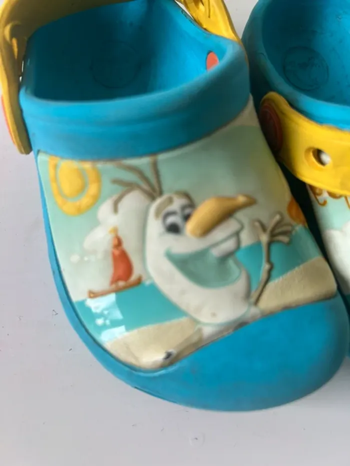Crocs Reine des Neiges 6/7 - photo numéro 2