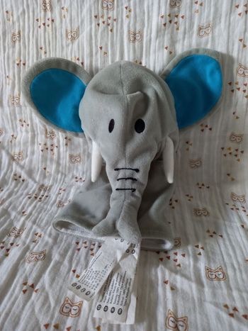 Doudou marionnette éléphant Ikéa 