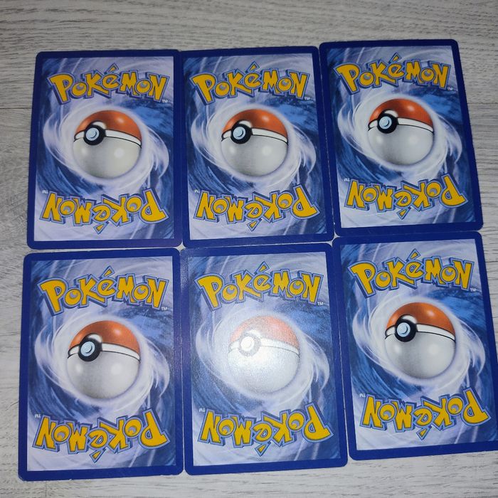 Carte pokémon Evoli mentali leafeon pyroli nymphali et noctali - photo numéro 2