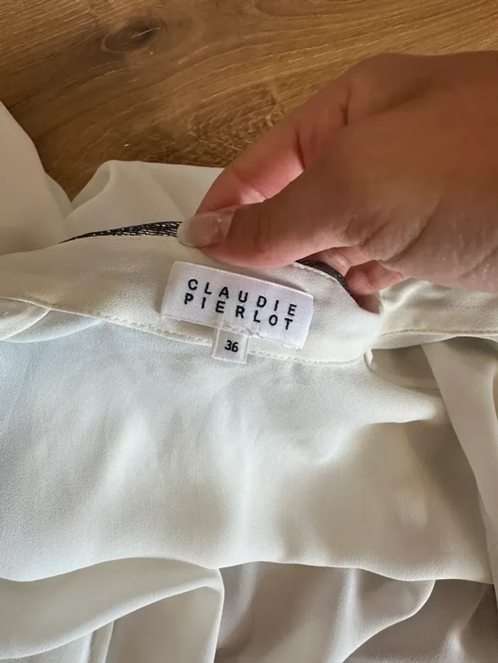 Chemisier Claudie Pierlot blanc et argenté taille 36 - photo numéro 3