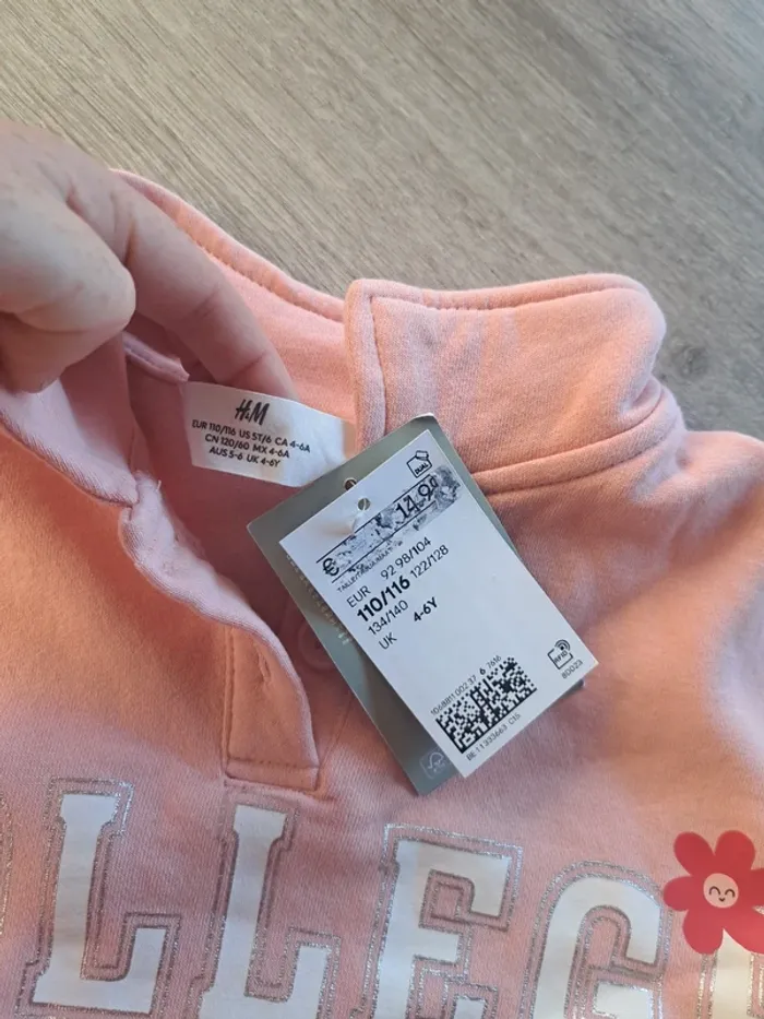 Pull neuve 4/6 ans - photo numéro 2