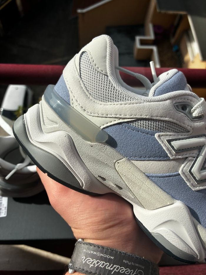 New Balance 9060 Dusk Shower - Taille 38 - Neuves - photo numéro 6