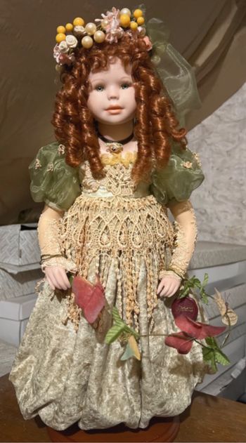 Poupée de collection Gwenaëlle de Mundia