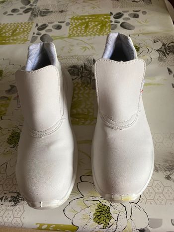 Chaussures de sécurité blanche