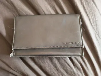 Pochette marron Air France