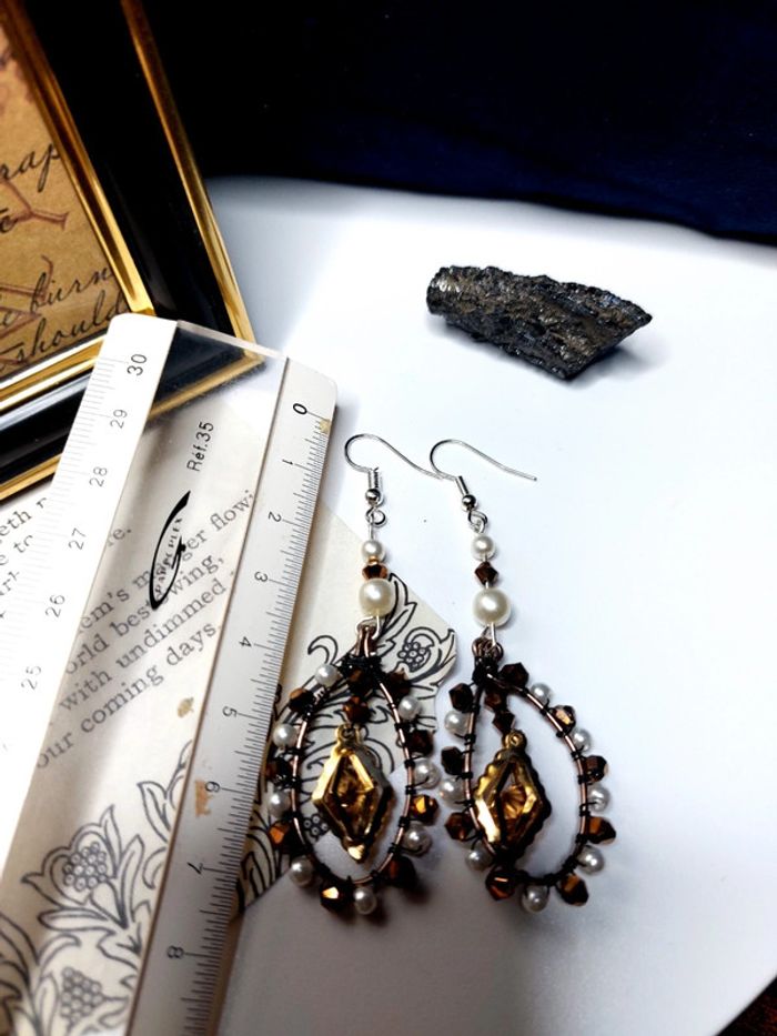 Magnifique paire de boucles d'oreilles en perles - photo numéro 4