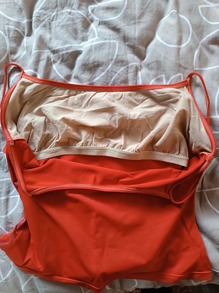 Tankini couleur orange/rouille - taille 40 - état neuf sans etiquette - photo numéro 3