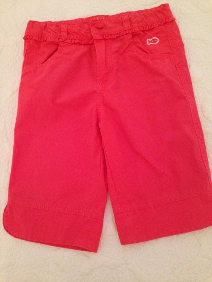 Pantalon court rouge pour fillette de 4 Ans