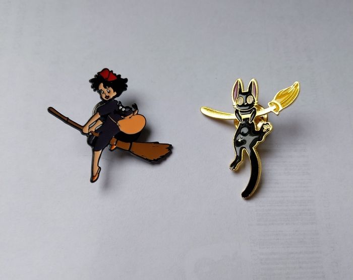 Pins kiki