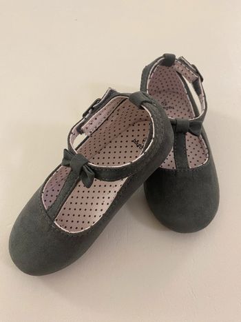 Chaussures bout’chou Taille 23