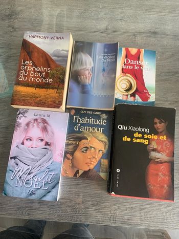 Lot de livres , maudit noel , qiu xiaolong de soir et de sang , les orphelins du bout du monde