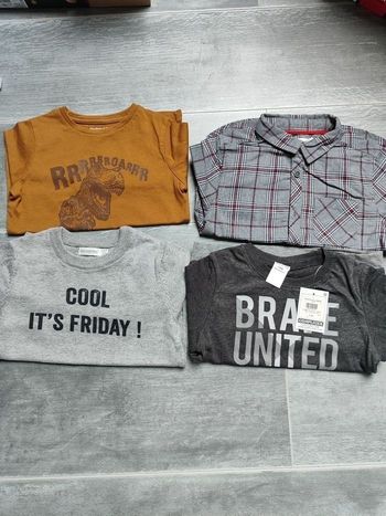 Lot vêtements en 4 ans