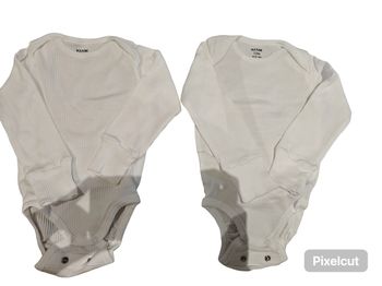 Lot 2 bodies manches longues, 12 mois