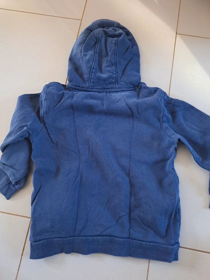 Sweat 8 ans - photo numéro 2