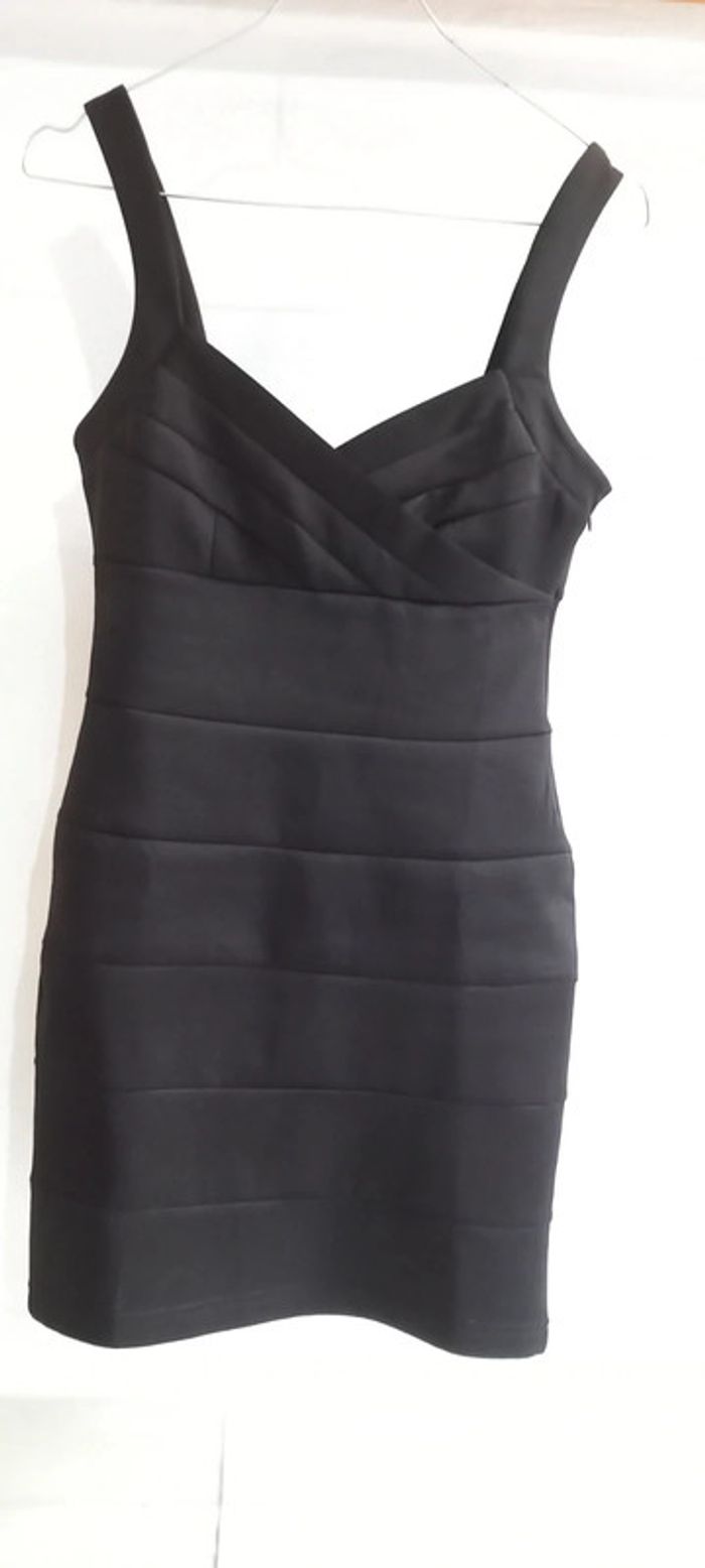 Robe noire S TBE