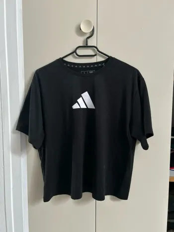 T shirt noir adidas