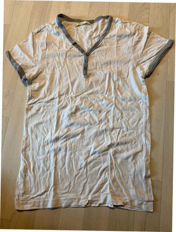 T-shirt manches courtes taille S gris et blanc