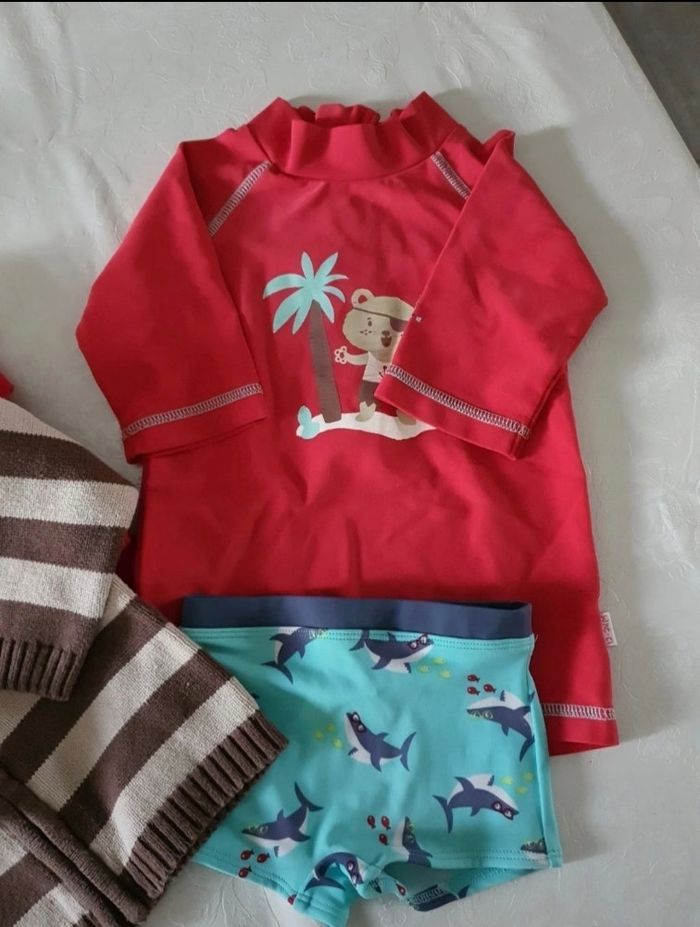 Lot vêtements garçon en 12 mois - photo numéro 4