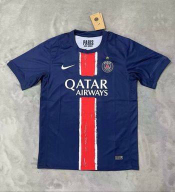 Maillot PSG avec étoile