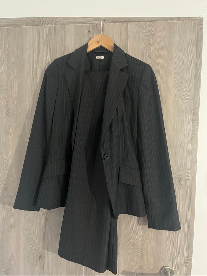 Costume femme rayé gris anthracite ZARA Basic – T.36 / M - photo numéro 2