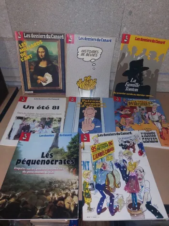 Lot de 8 livres les dossiers du canard
