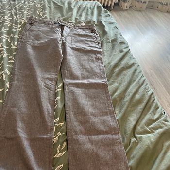 Pantalon.