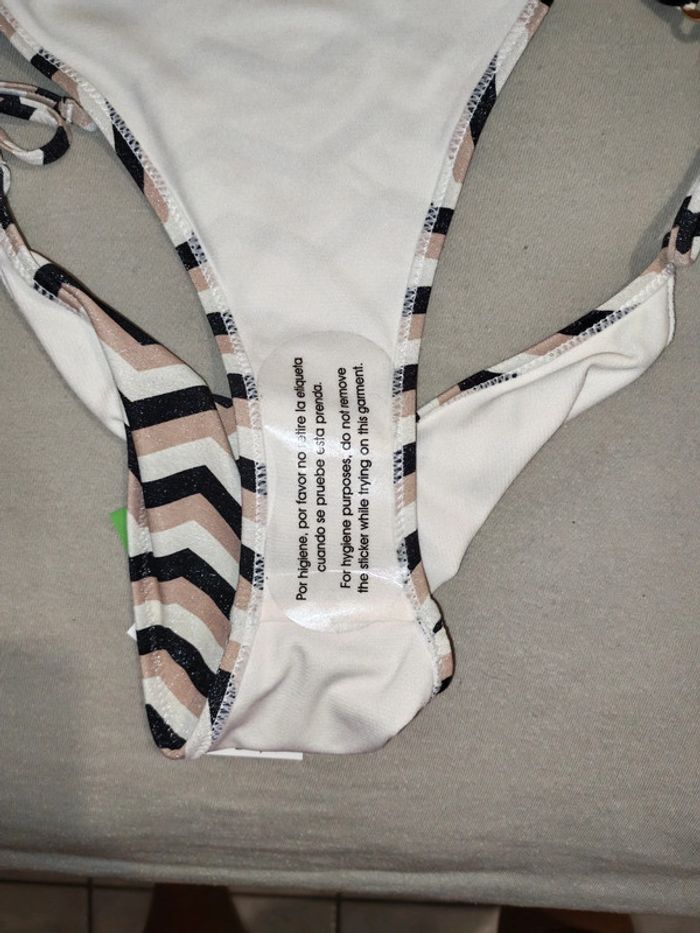 Bas de maillot - photo numéro 3