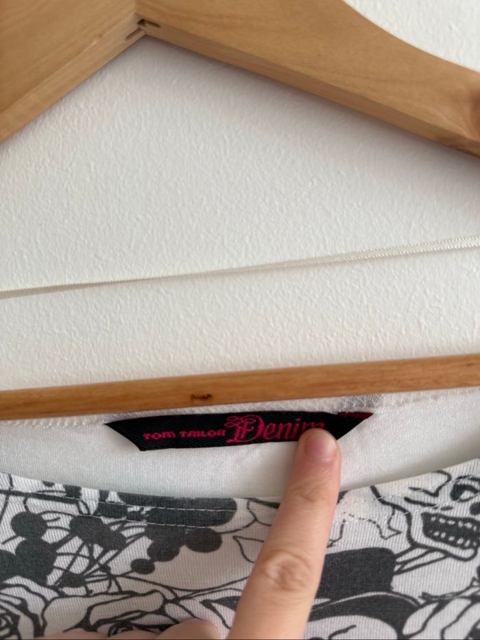 T-shirt manches courtes blanc à motifs tête de mort noir Tom tailor taille 38 M - photo numéro 4